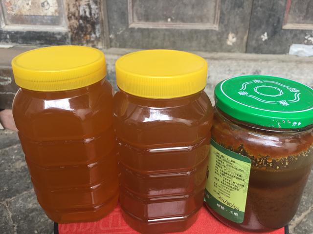 00%纯蜂蜜多少钱一斤（100块一斤的蜂蜜）"